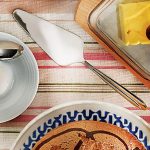 کفگیر سرو کیک ناب استیل طرح پالرمو دور طلایی (1 پارچه)